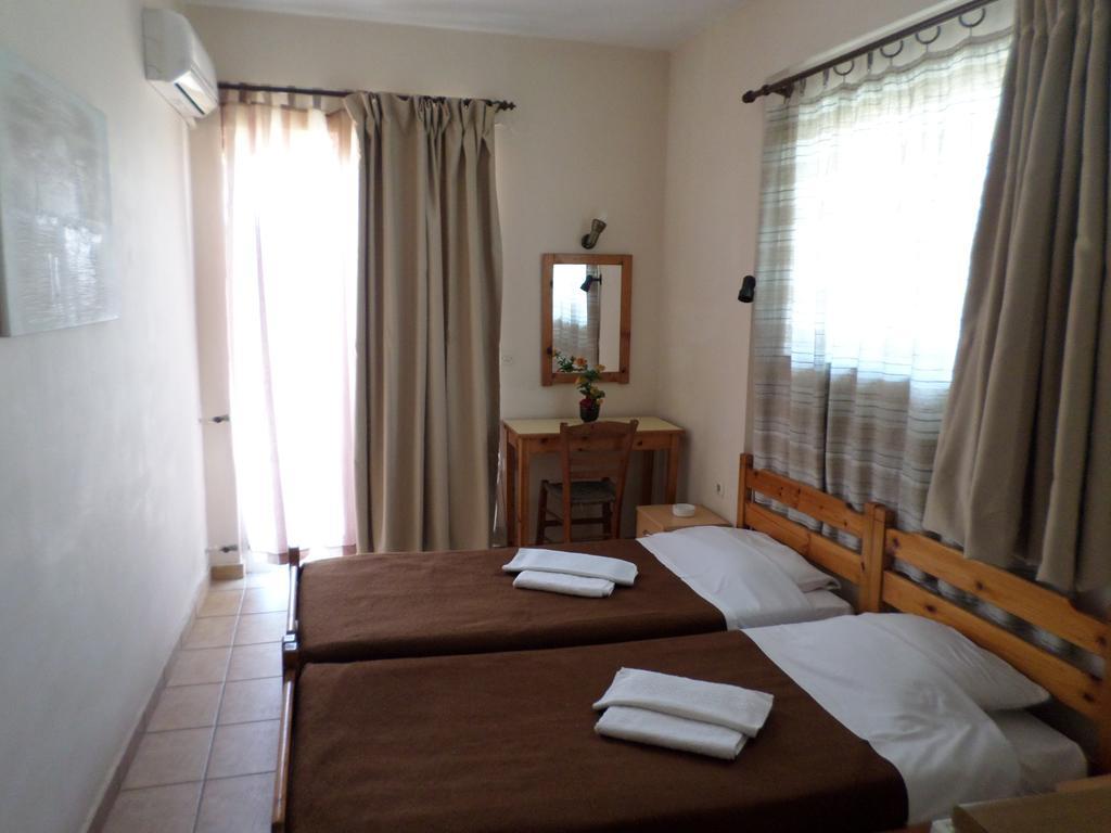 Hotell Tina Chania (Crete)