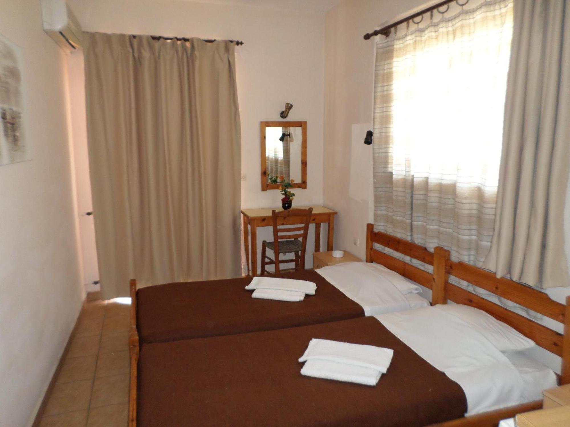 Hotell Tina Chania (Crete)