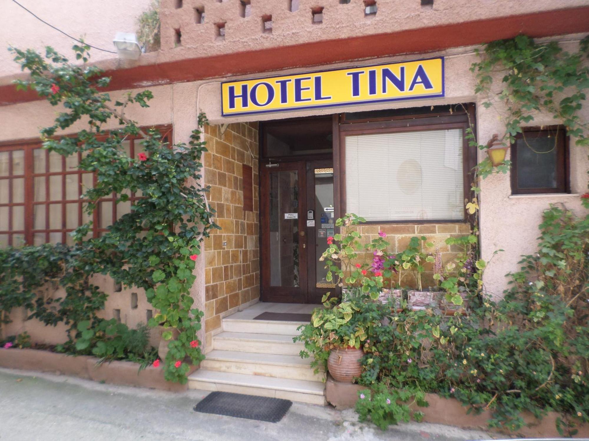 Tina Hotell