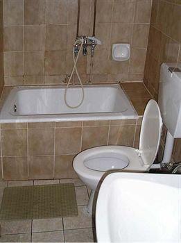 Hotell Tina *